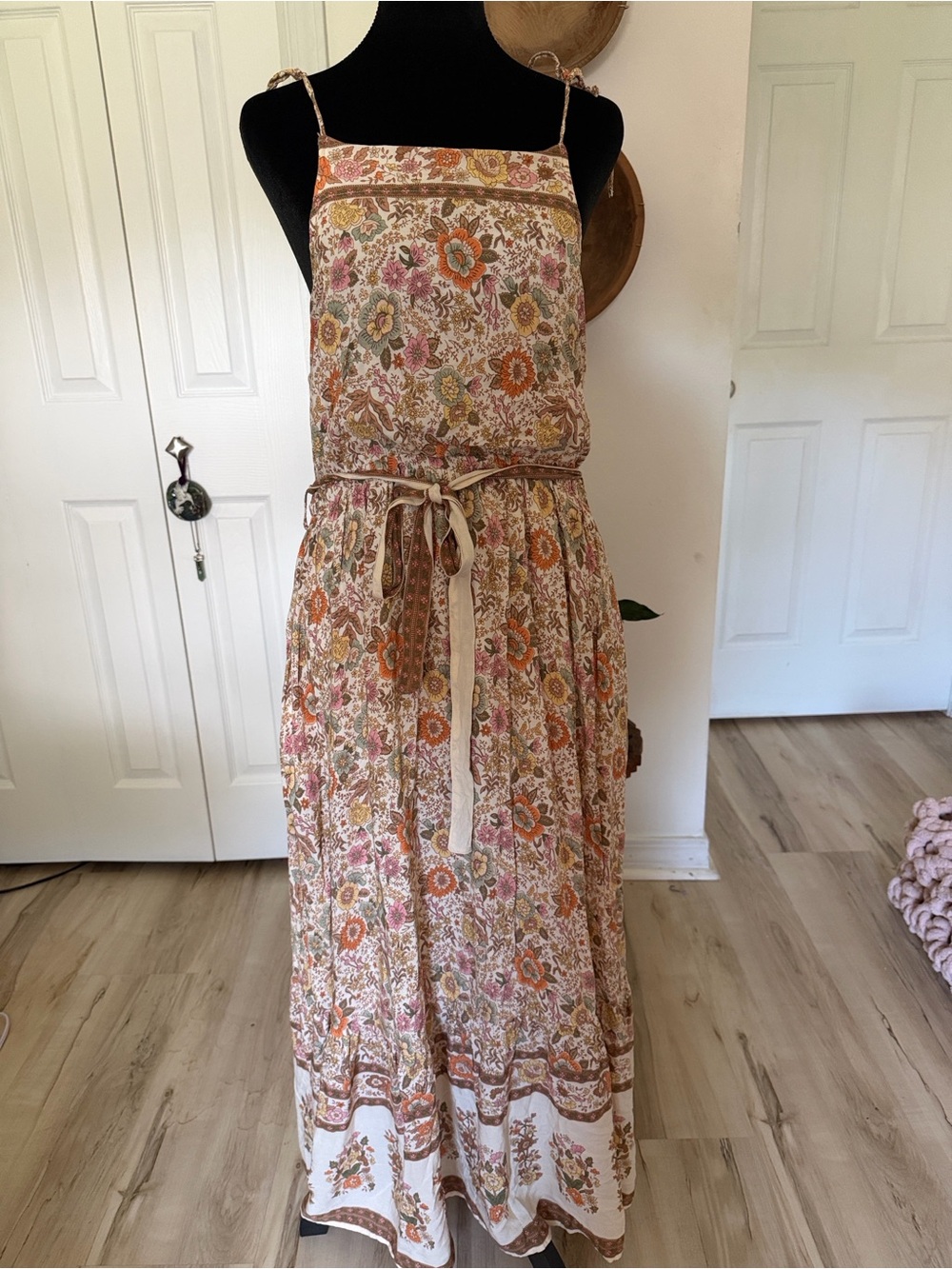 In Loom Floral Boho Maxi Dress Toe Straps Lined Size Large